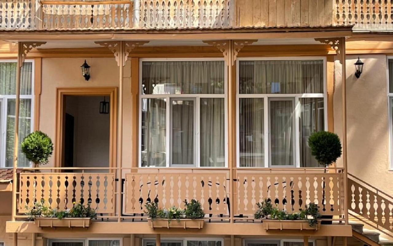 Bb Residence Sololaki Tbilissi Extérieur photo